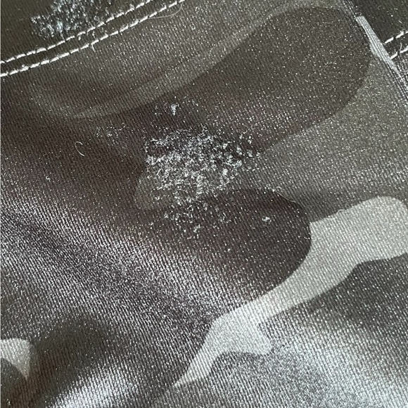 Nike Dri-Fit One Black and Gray Camo Leggings XL - Picture 7 of 8